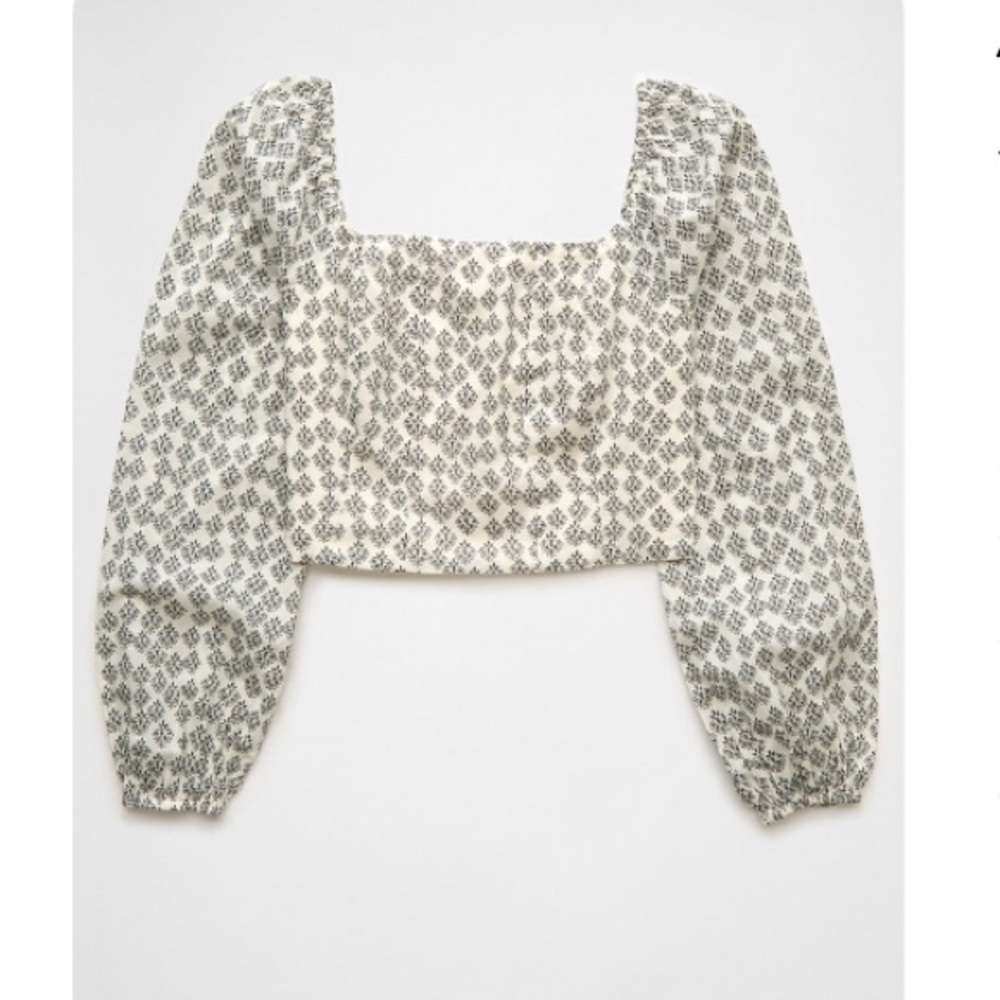 AE CROPPED CORSET BALLOON
SLEEVE TOP